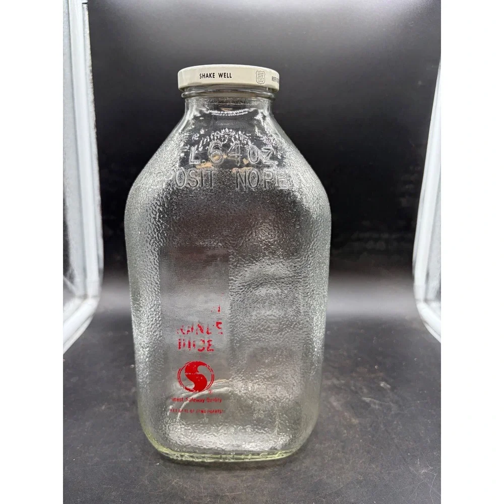 Vintage Safeway Orange Juice Glass Bottle 64 oz Two Quart Stippled Glass Lid